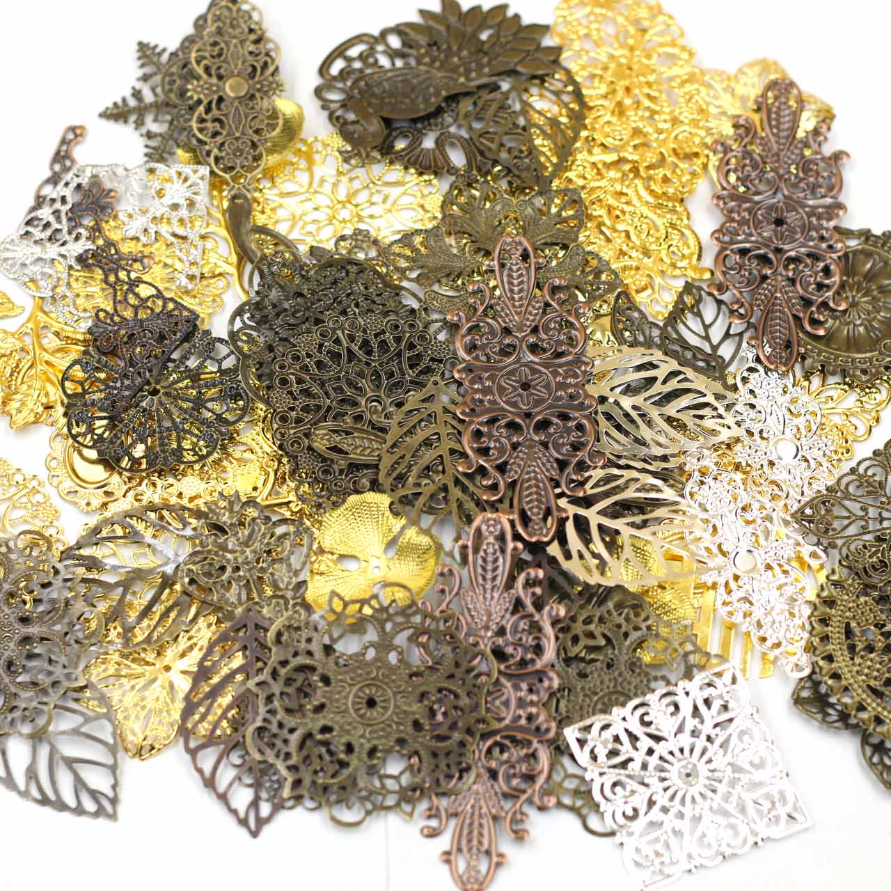 Craft Embellishment - Verzierungen Verbinder Zufällig gemischtes Dreieck Blumenmuster