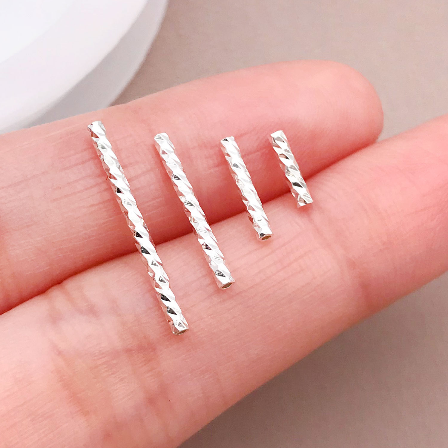 20 Stück 18K verkupfertes echt – Embroidery Embellishments Bewertung und Preis