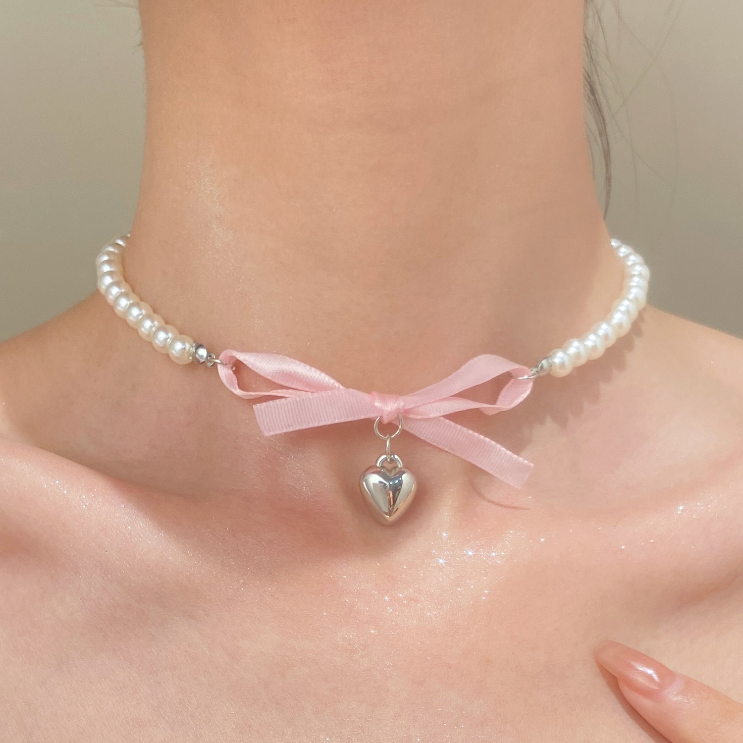 Französische romantische rosa  – Pearl Trim Chain Bewertung und Preis